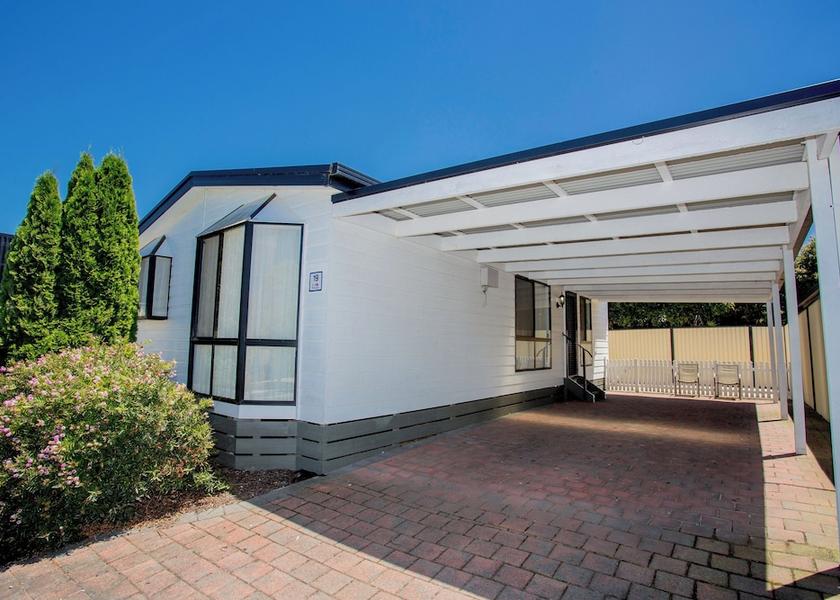 Victoria Traralgon Room