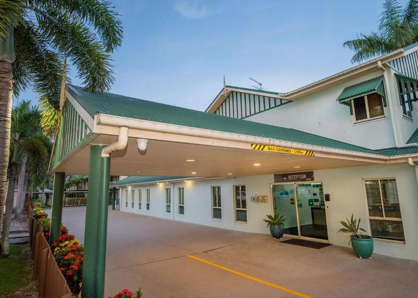 Mackay Regional Mackay Exterior Detail