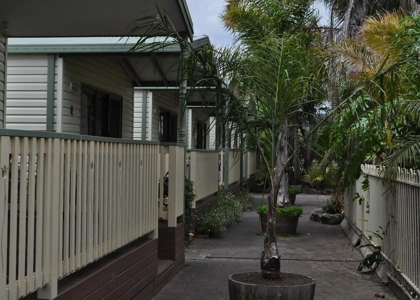 Victoria Melbourne Exterior Detail