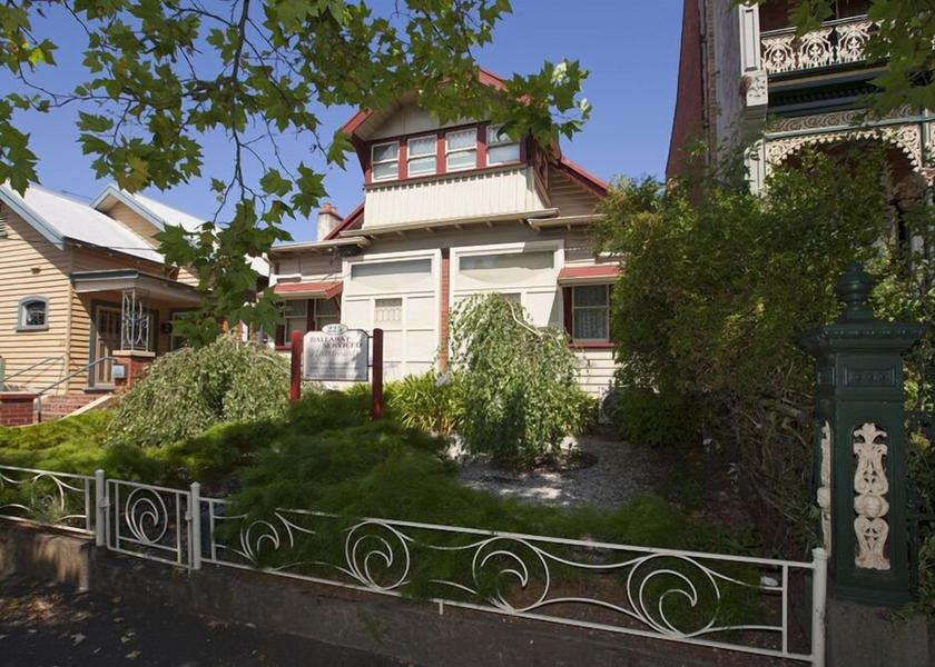 Victoria Soldiers Hill Facade