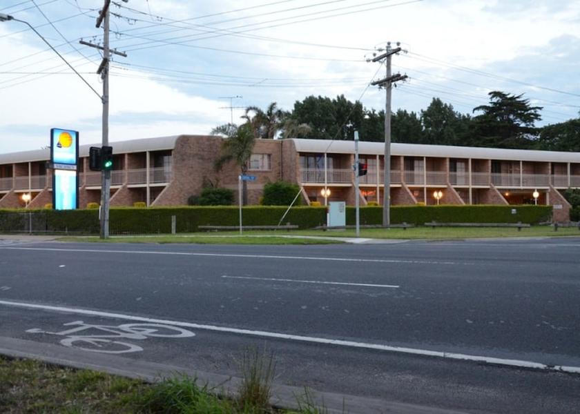 Victoria Capel Sound Primary image