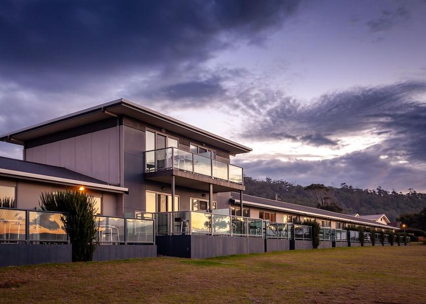 Tasmania Bicheno Facade