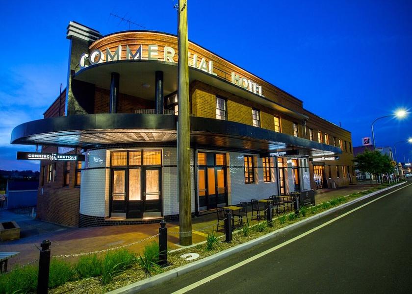 New South Wales Tenterfield Front of property - evening/night