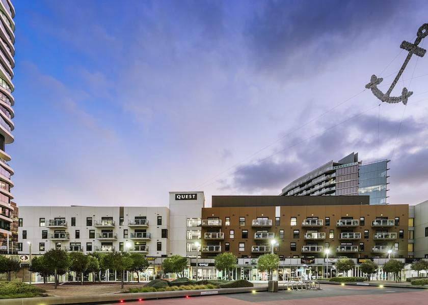 Victoria Melbourne Front of property - evening/night