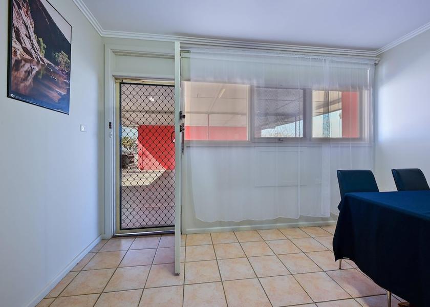 South Australia Port Augusta Room