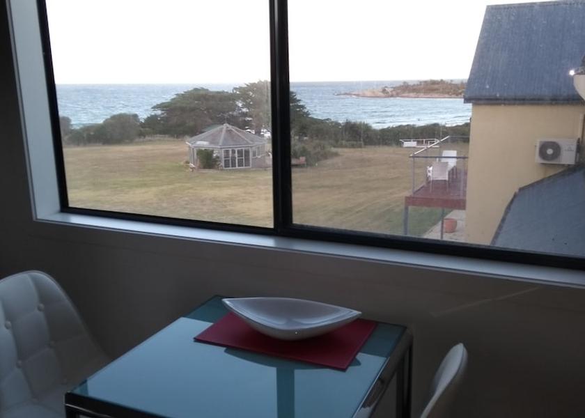 Tasmania Bicheno In-Room Dining