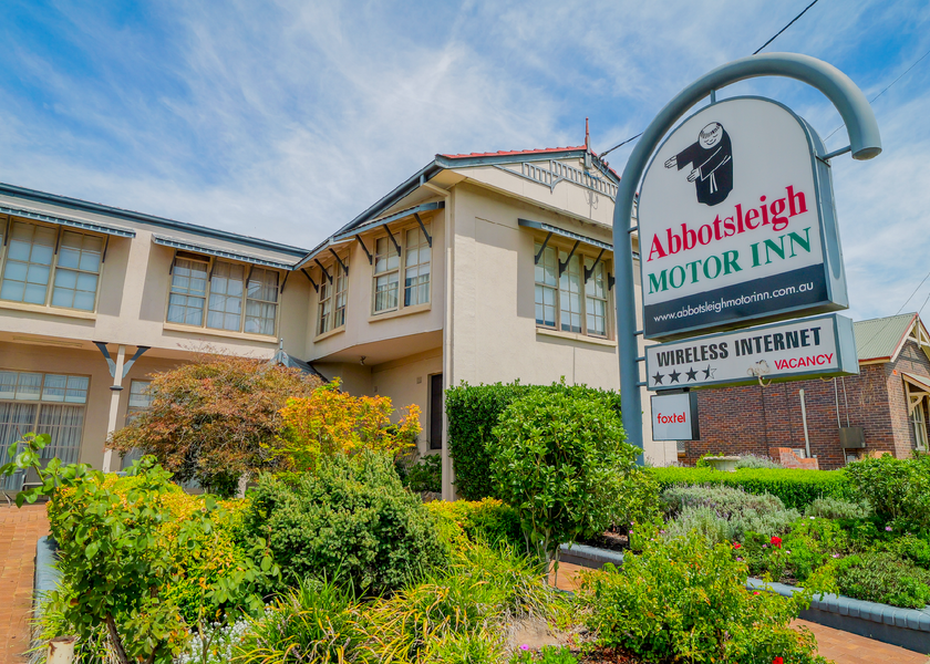 New South Wales Armidale Reception