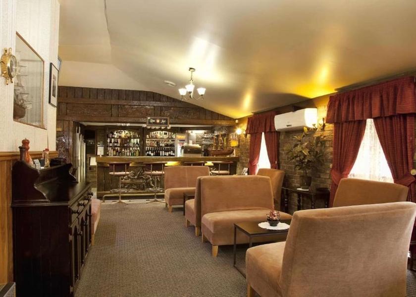 New South Wales Maitland Bar (on property)