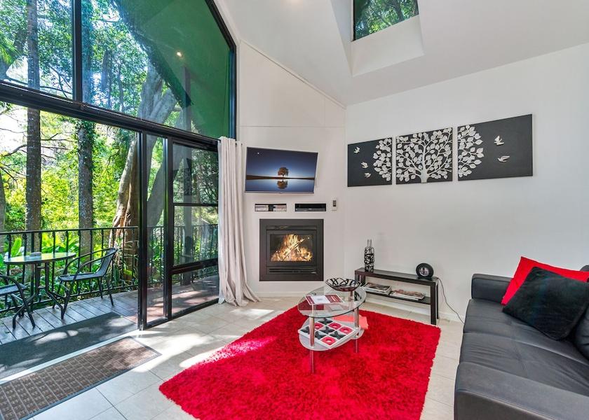Queensland Tamborine Mountain Living Area