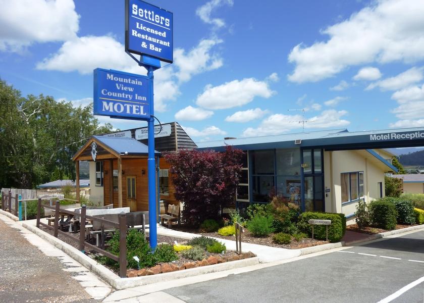 Tasmania Deloraine Primary image