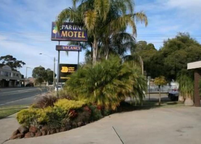 Victoria Swan Hill Property Grounds