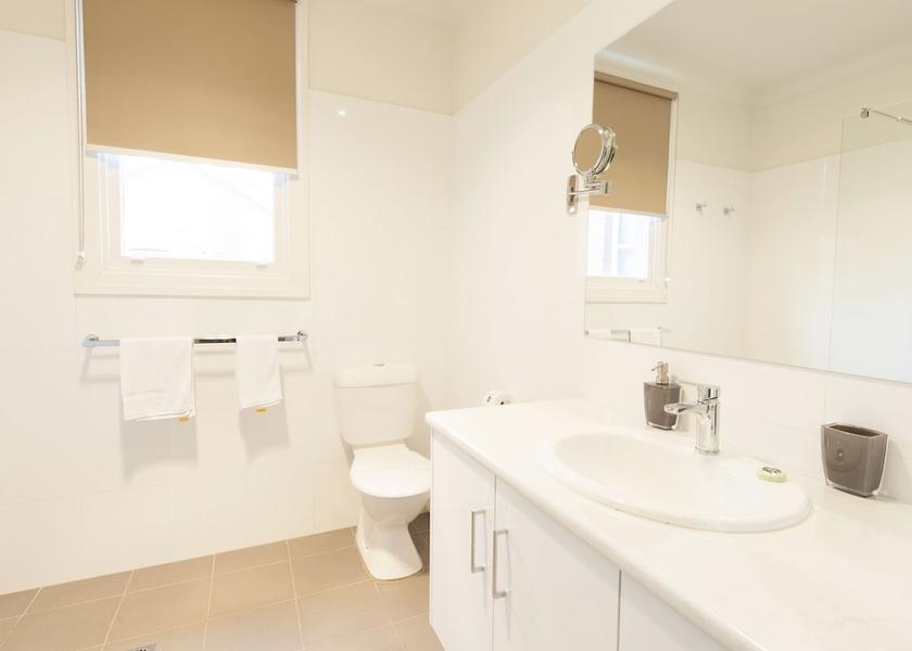 New South Wales Wagga Wagga Bathroom