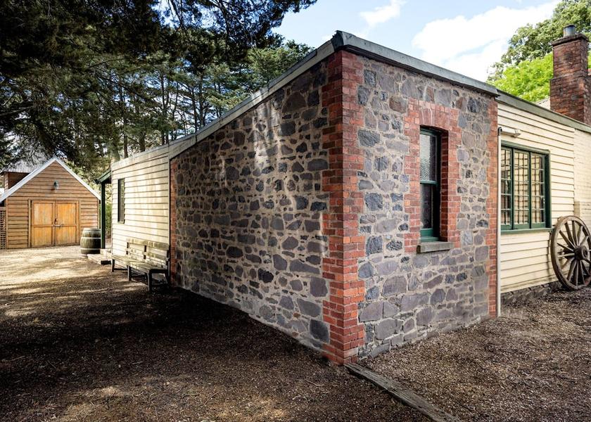 Victoria Lancefield Exterior Detail