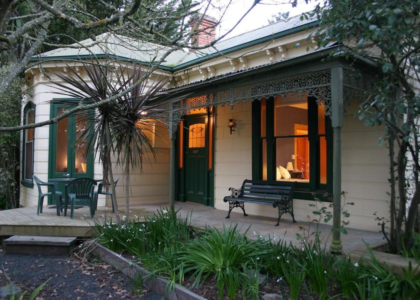 Victoria Lancefield Exterior Detail