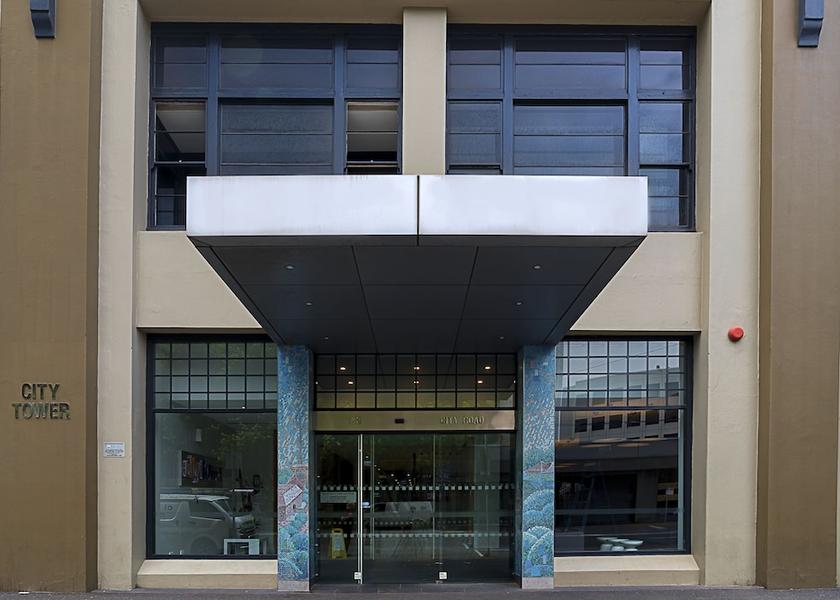 Victoria Melbourne Facade