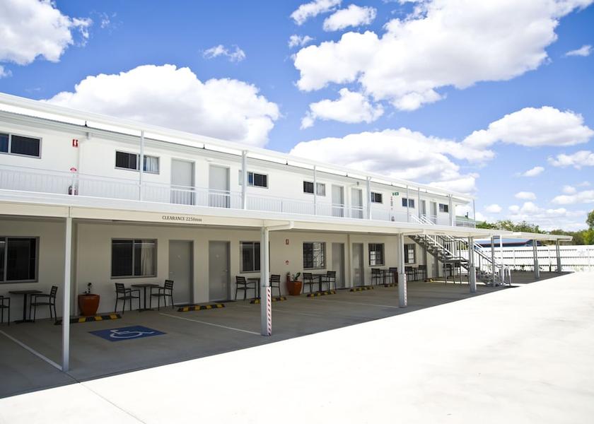 Queensland Roma Exterior
