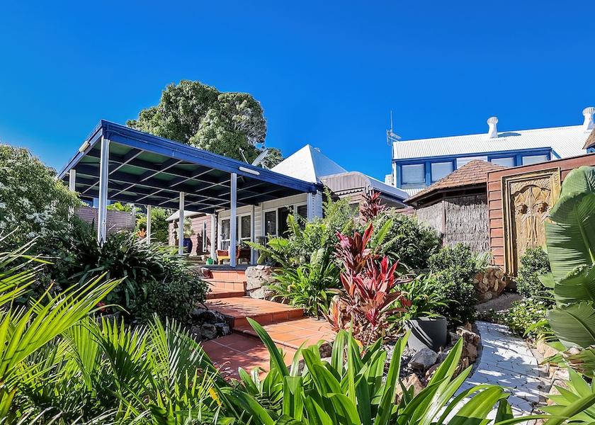 Gladstone Regional Seventeen Seventy Exterior