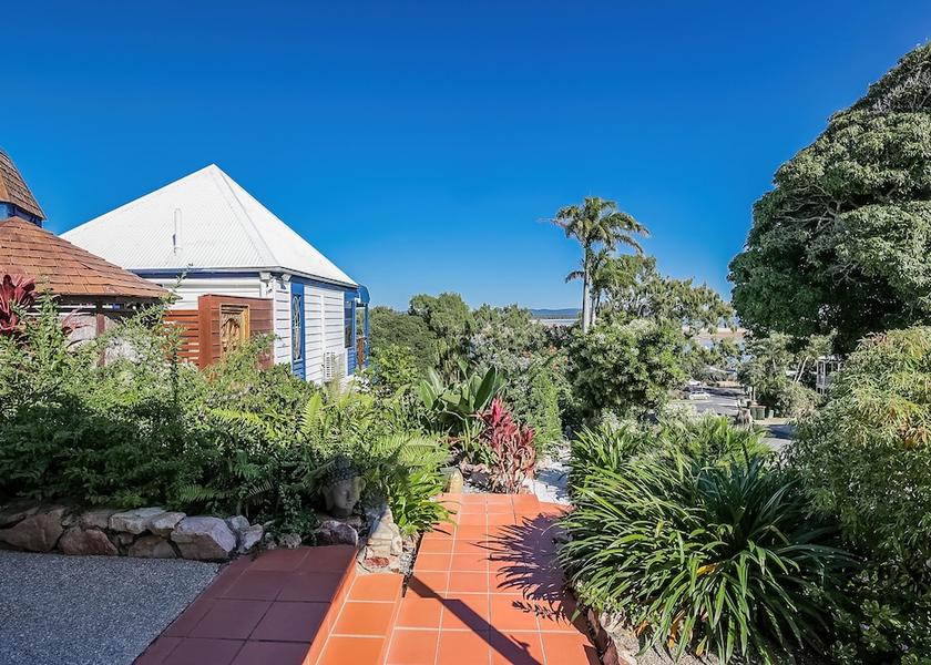 Gladstone Regional Seventeen Seventy Exterior
