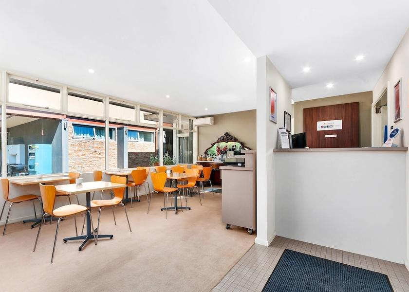 Victoria Warragul Lobby