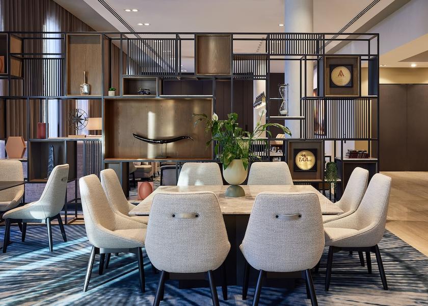 Victoria Melbourne Lobby