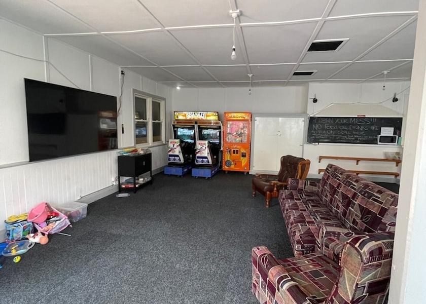 Tasmania Queenstown Game room
