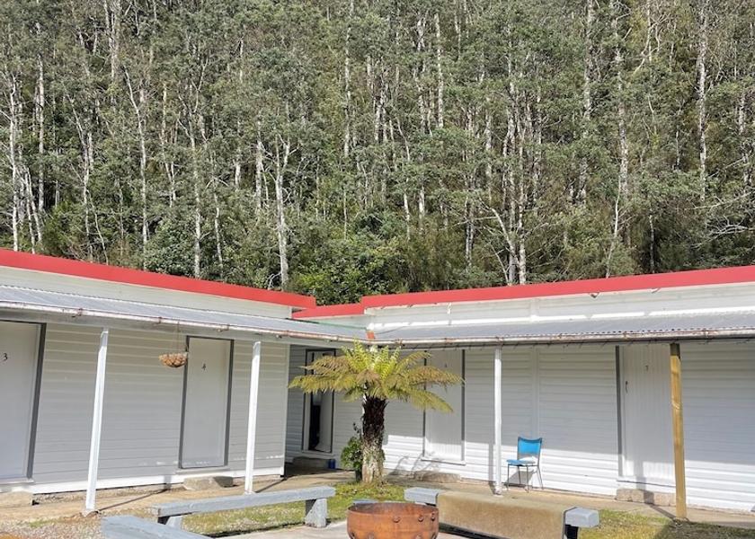 Tasmania Queenstown Exterior