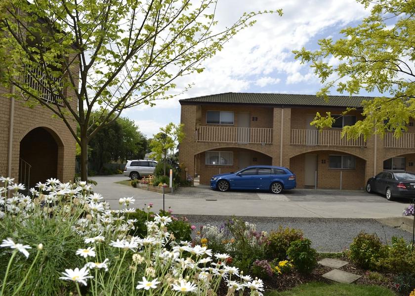 Victoria Colac Property Grounds