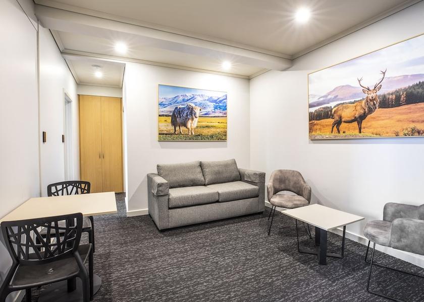 Victoria Melbourne Living Area
