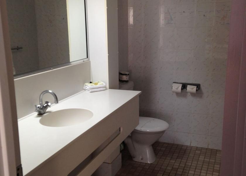 Queensland Hervey Bay Bathroom