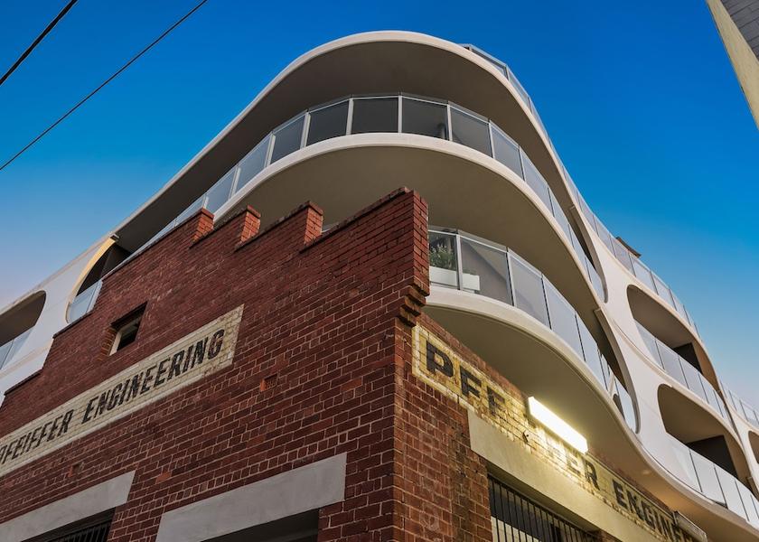 Victoria Fitzroy Exterior Detail