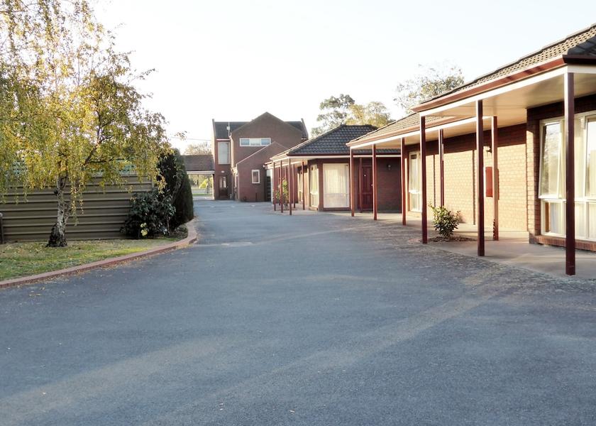 Victoria Ballarat Property grounds