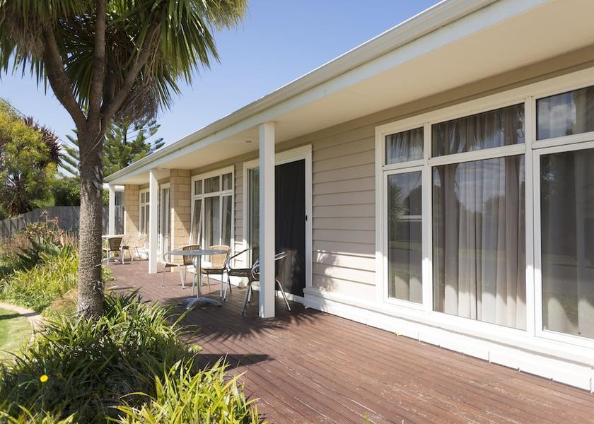 Victoria Port Campbell Terrace/patio