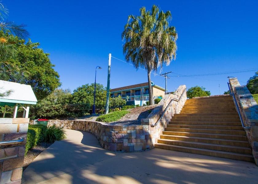 Gladstone Regional Tannum Sands Property Grounds