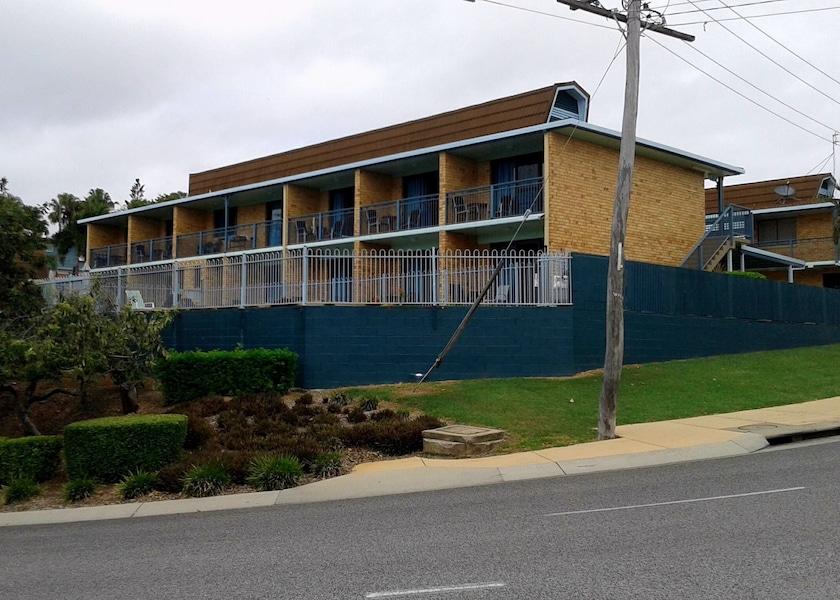 Gladstone Regional Tannum Sands Exterior Detail