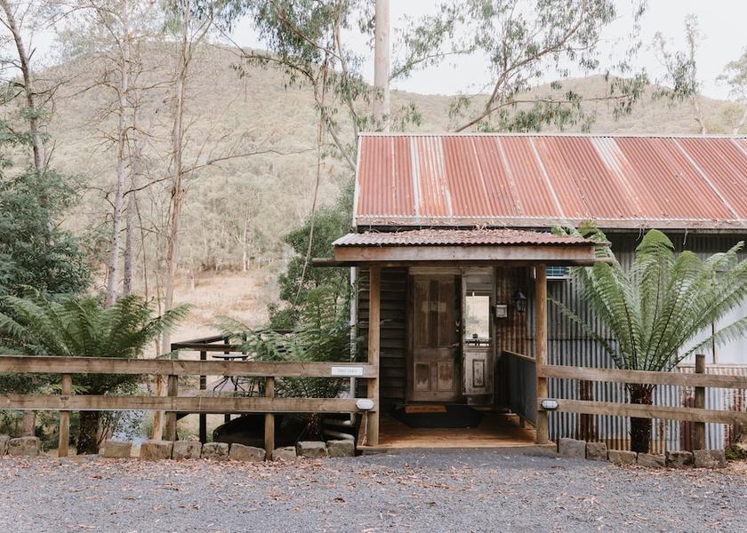 Victoria Noojee Room