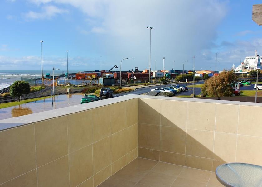 Tasmania Burnie Balcony