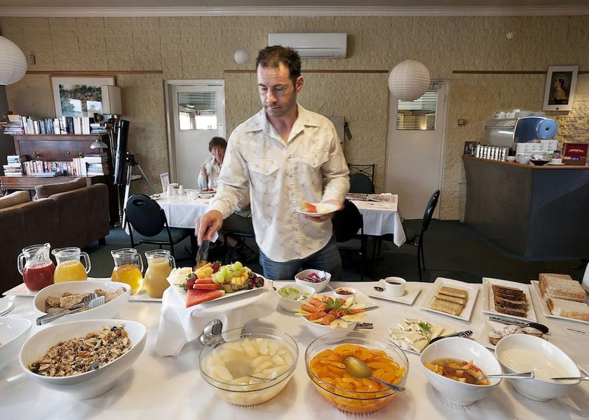 Tasmania Wynyard Breakfast Area
