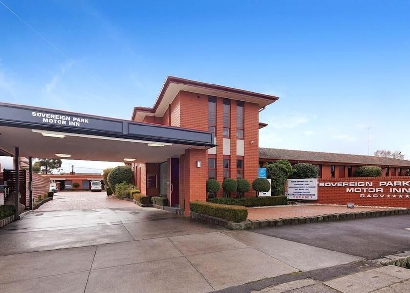 Victoria Ballarat Front of property