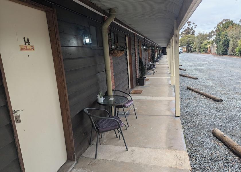 Victoria Kyabram Exterior Detail