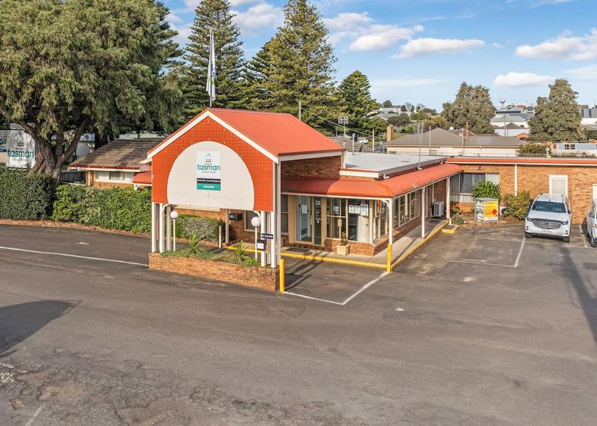 Victoria Warrnambool Reception
