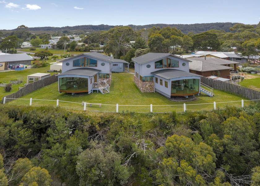 Tasmania Strahan Exterior