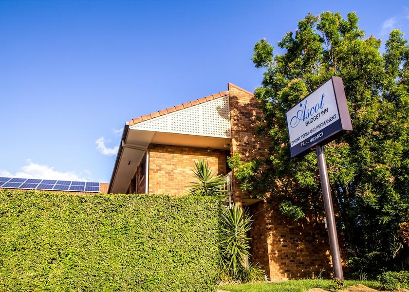 Queensland Ascot Entrance