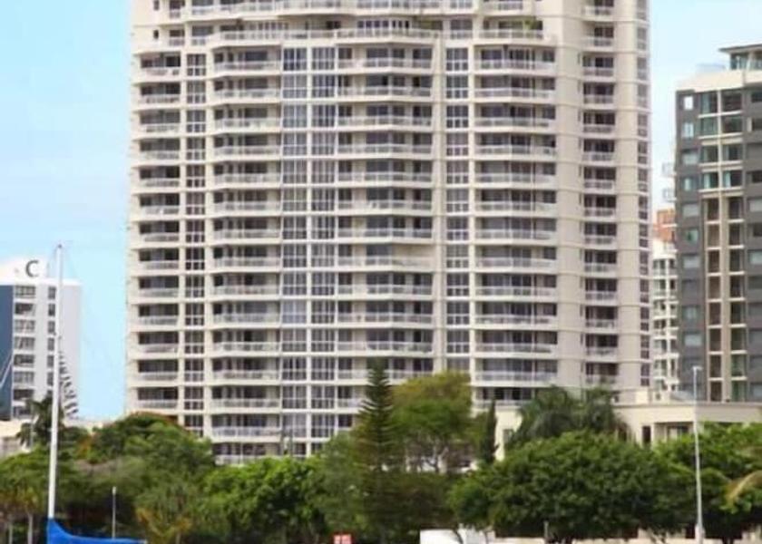Queensland Main Beach Exterior Detail