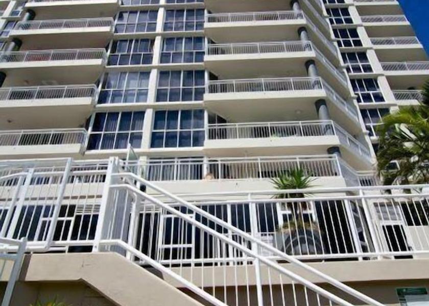 Queensland Main Beach Exterior Detail