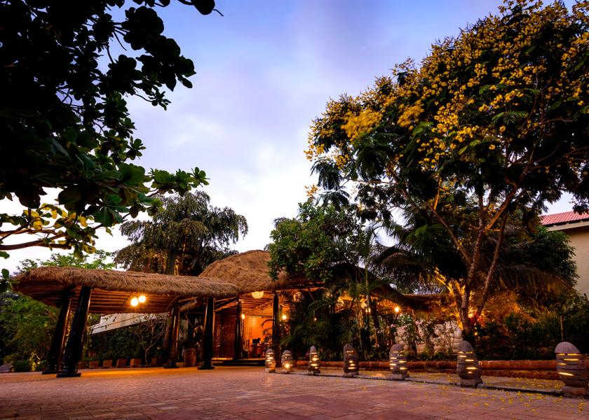 Goa Betalbatim Hotel Exterior