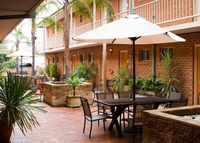 Victoria Yarrawonga Balcony