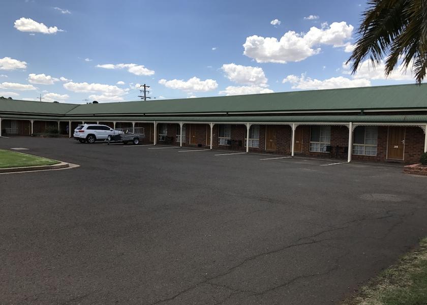 New South Wales Leeton Parking