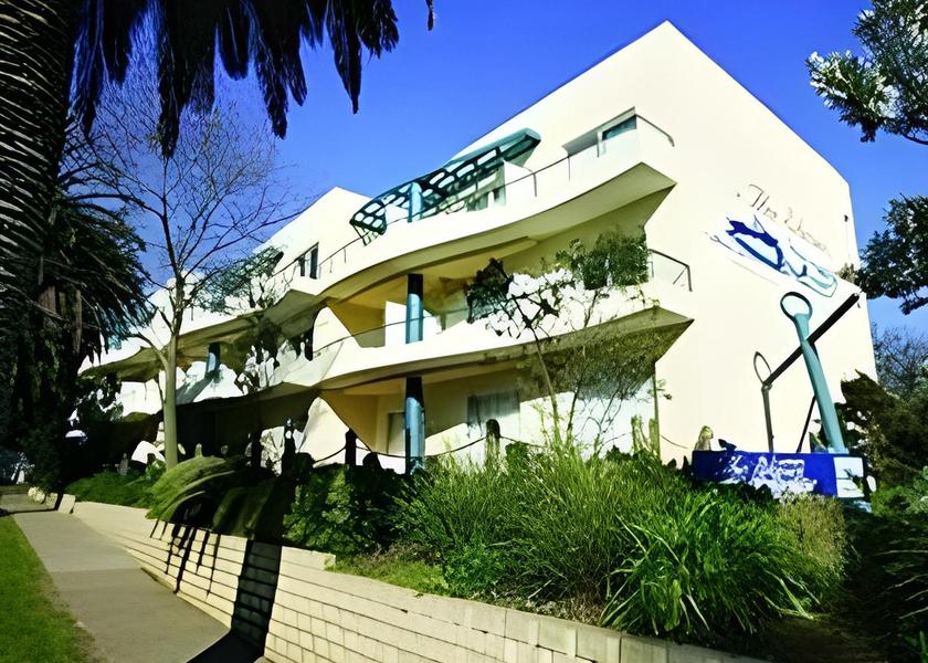 Victoria Cowes Hotel Exterior