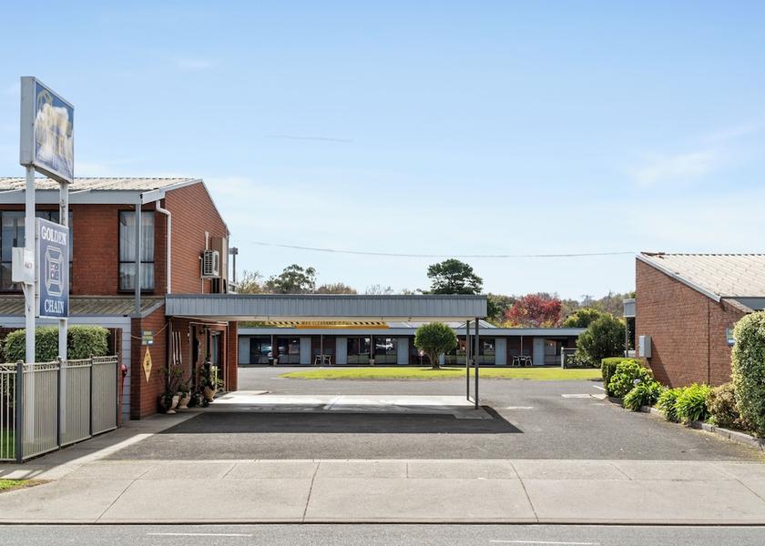 Victoria Colac Facade