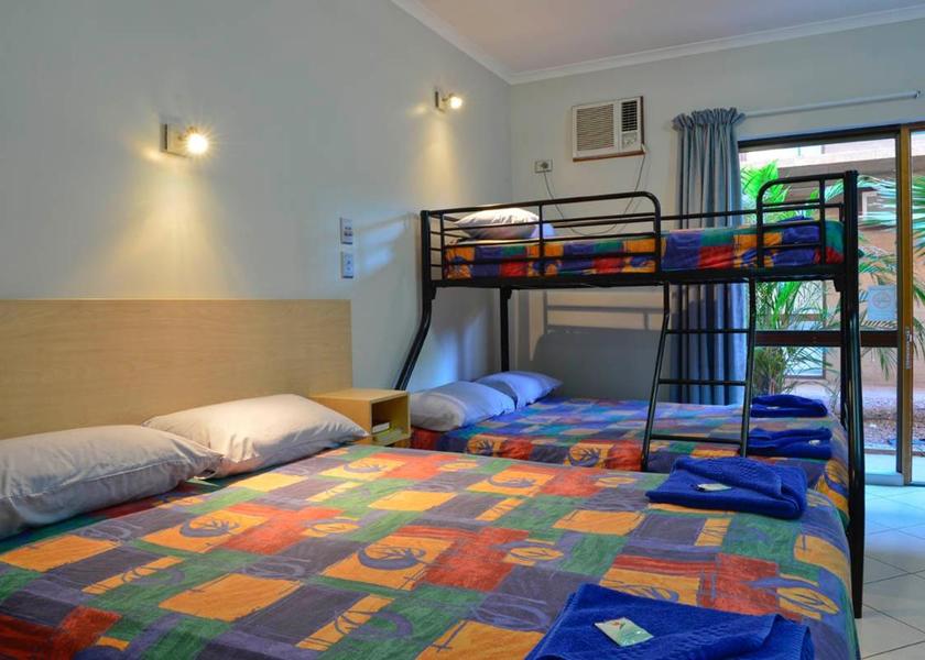 Northern Territory Tennant Creek Family Room (2 Adults + 3 Children)